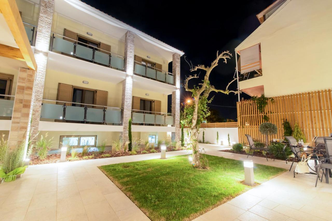 פרבזה Melydron Apartments מראה חיצוני תמונה