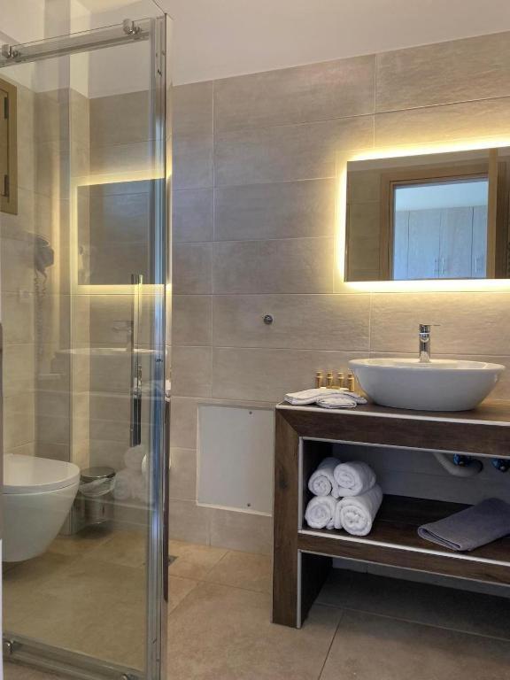 פרבזה Melydron Apartments מראה חיצוני תמונה